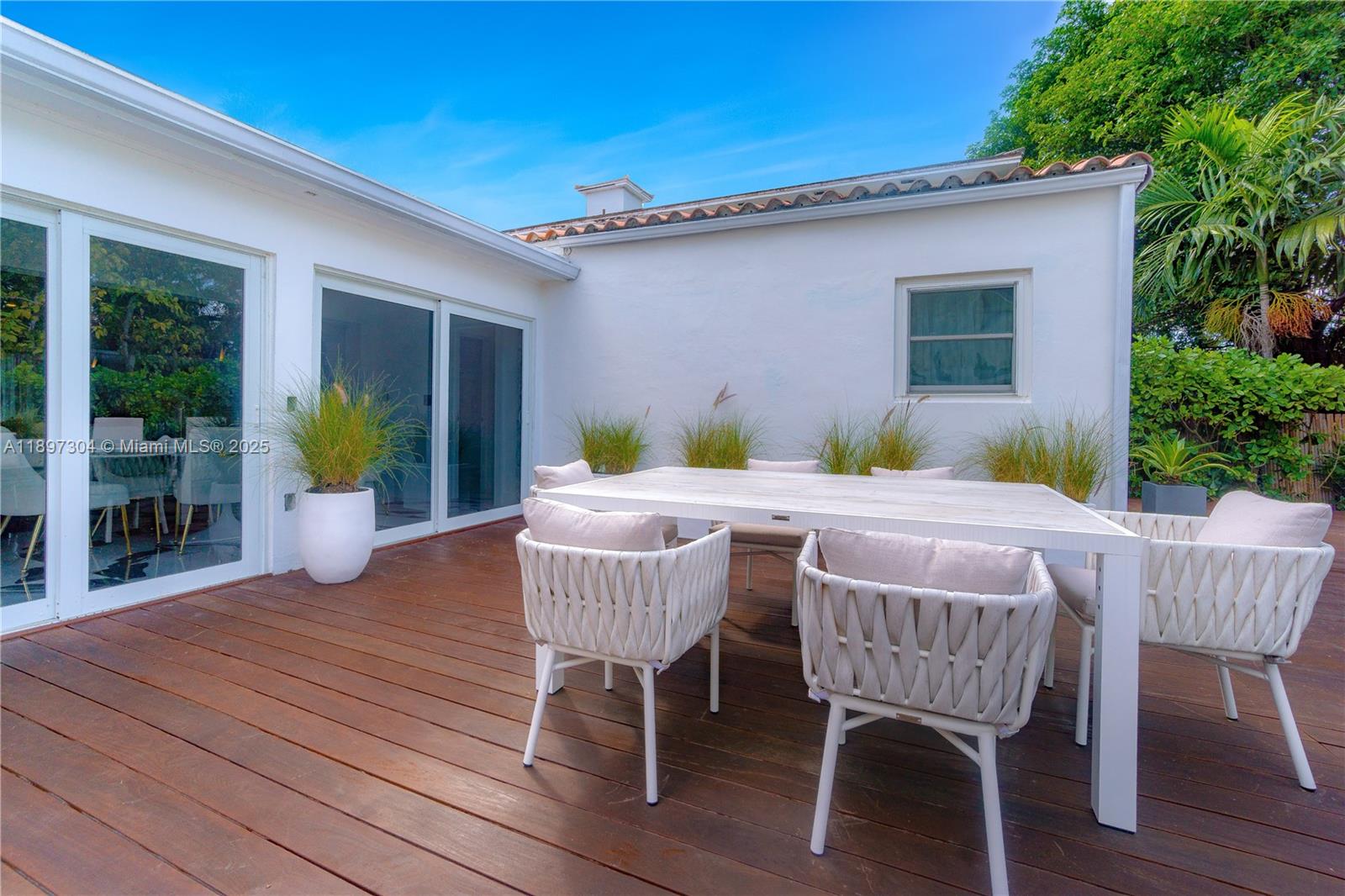 LINCOLN SUB - Residential Lease