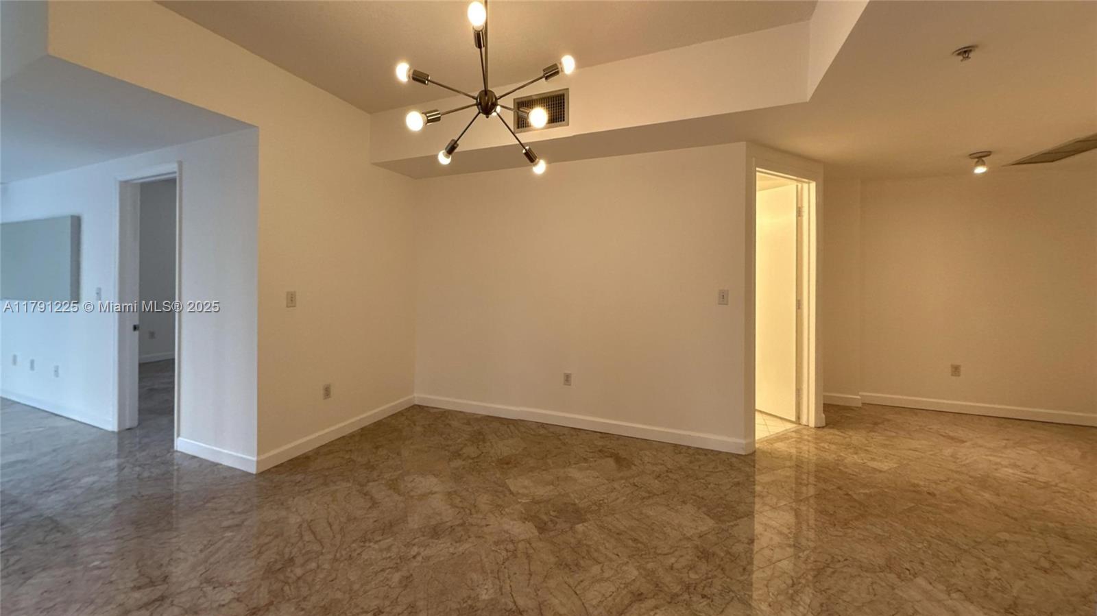 5970 Indian Creek Dr 302