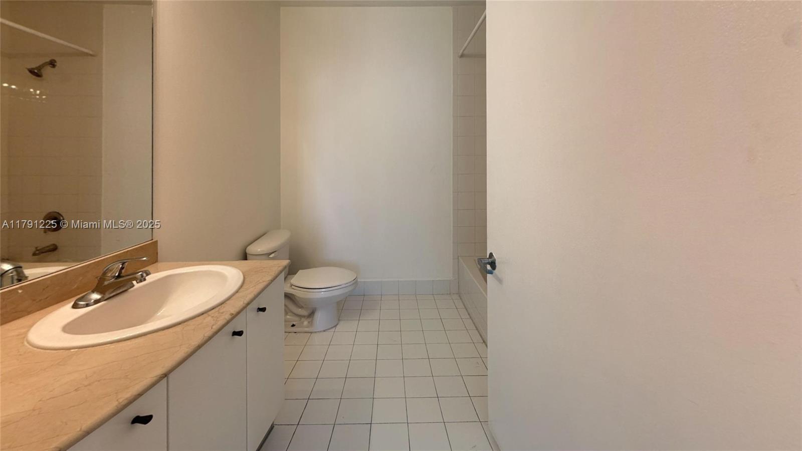 NAUTICA CONDO - Residential