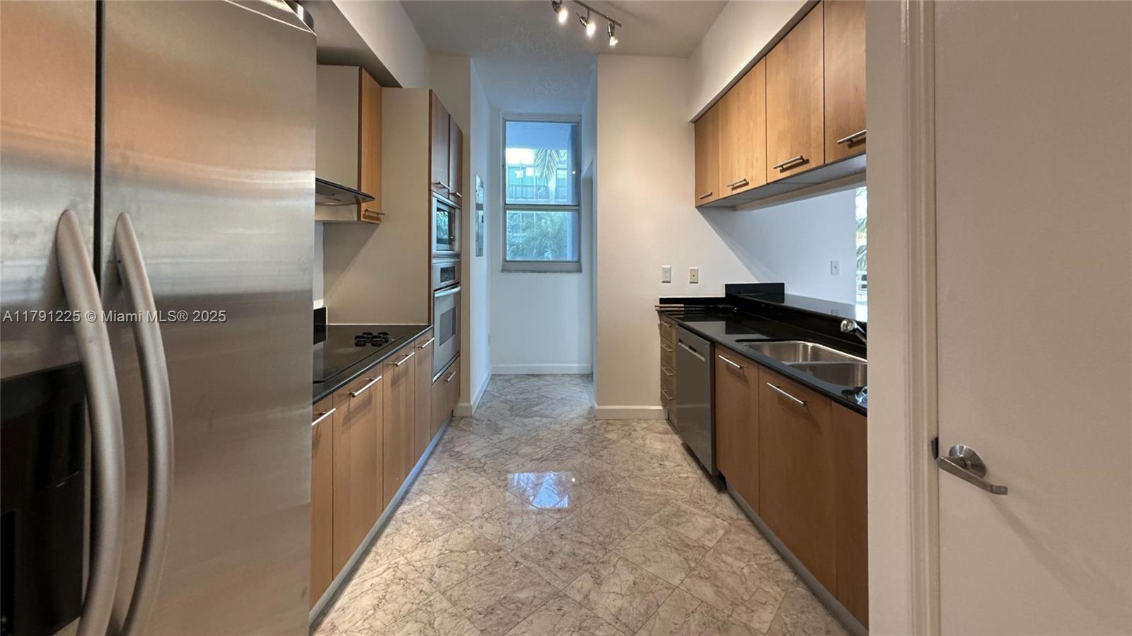 NAUTICA CONDO - Residential