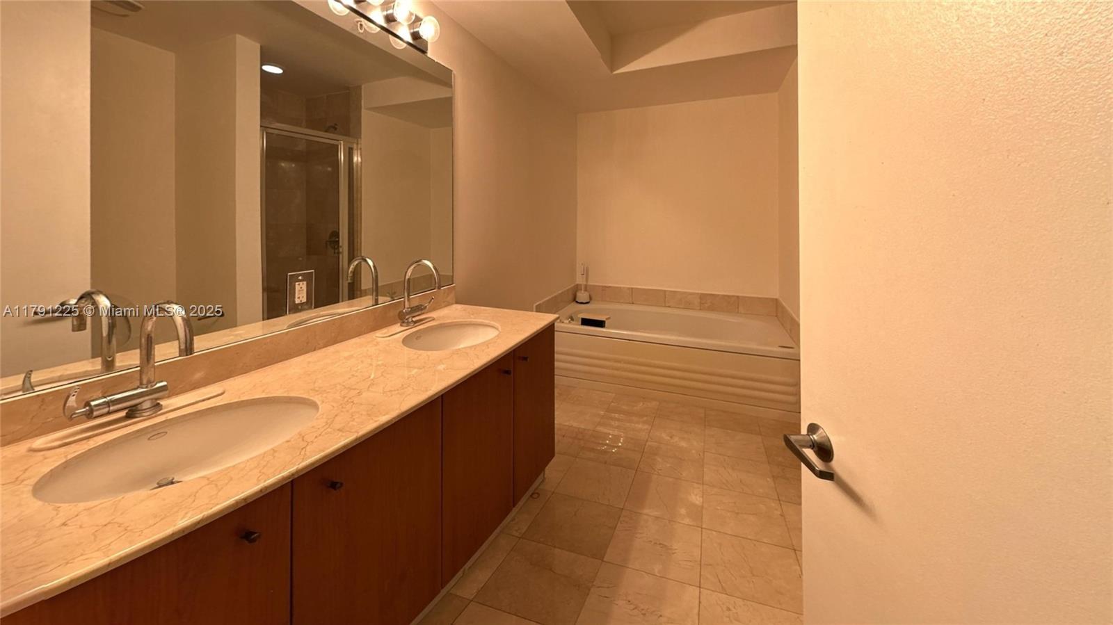 NAUTICA CONDO - Residential