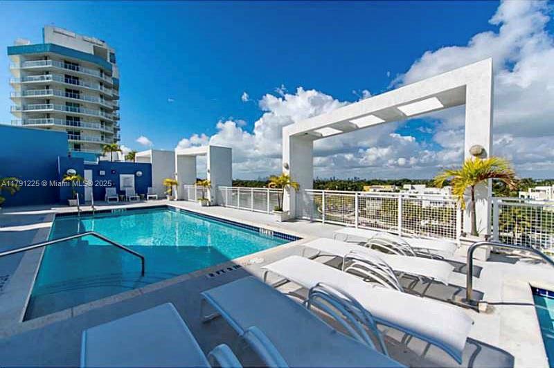NAUTICA CONDO - Residential