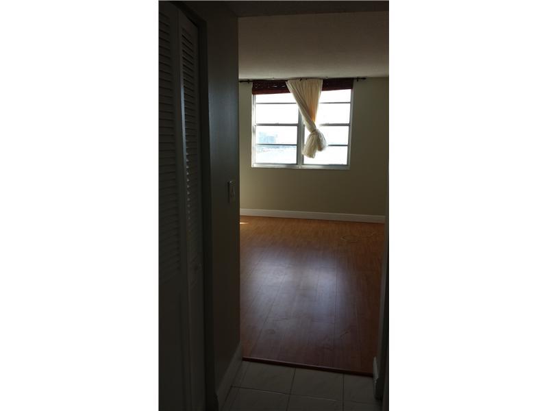 ARLEN HOUSE WEST CONDO - Residential Lease