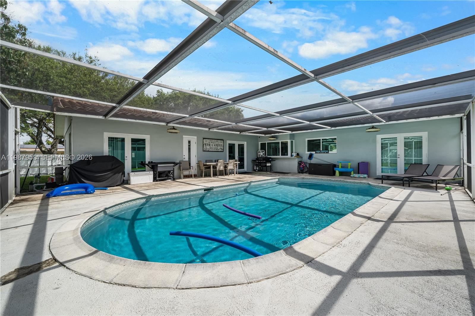 GREEN ACRES - Residential