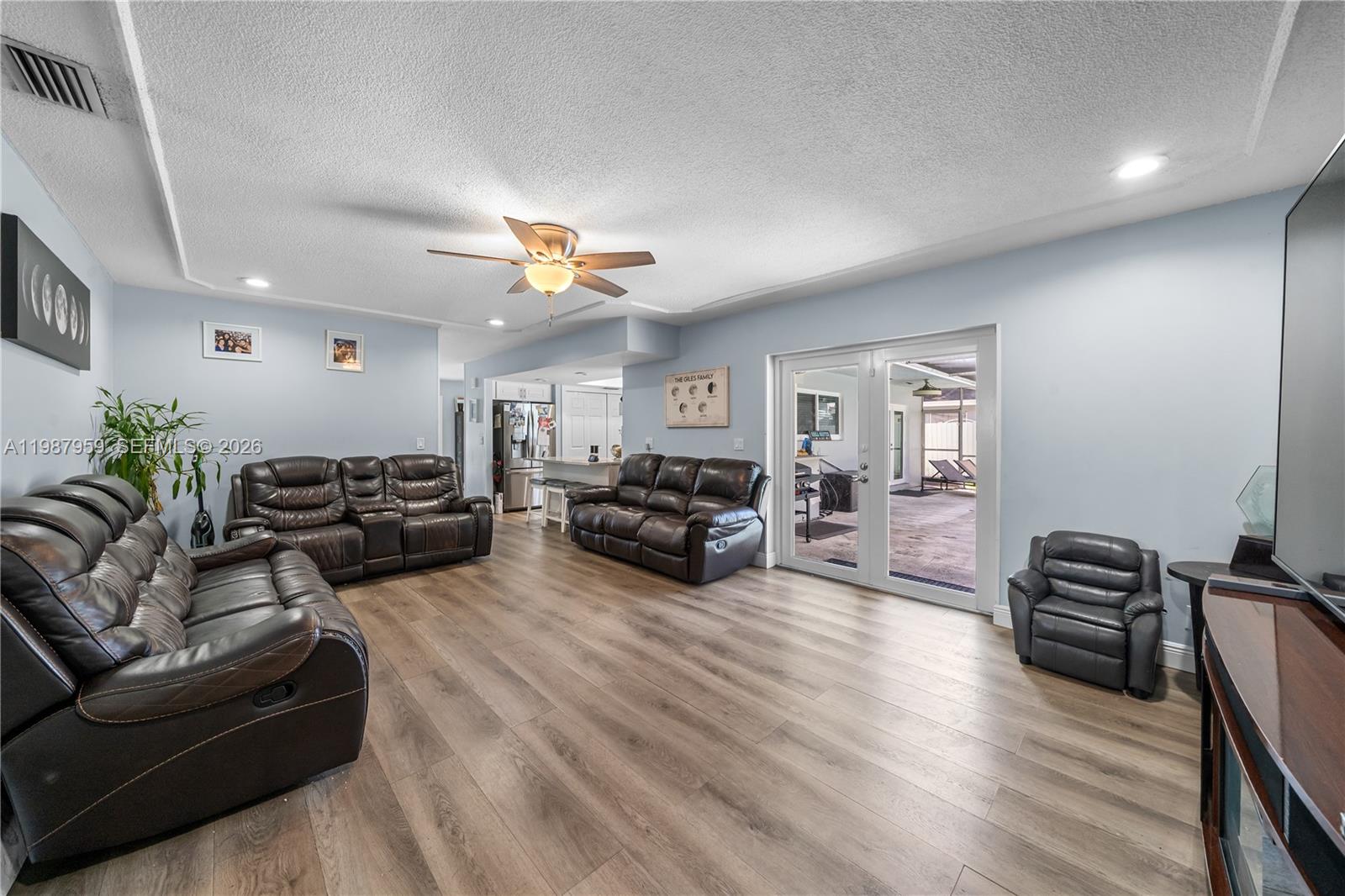 GREEN ACRES - Residential