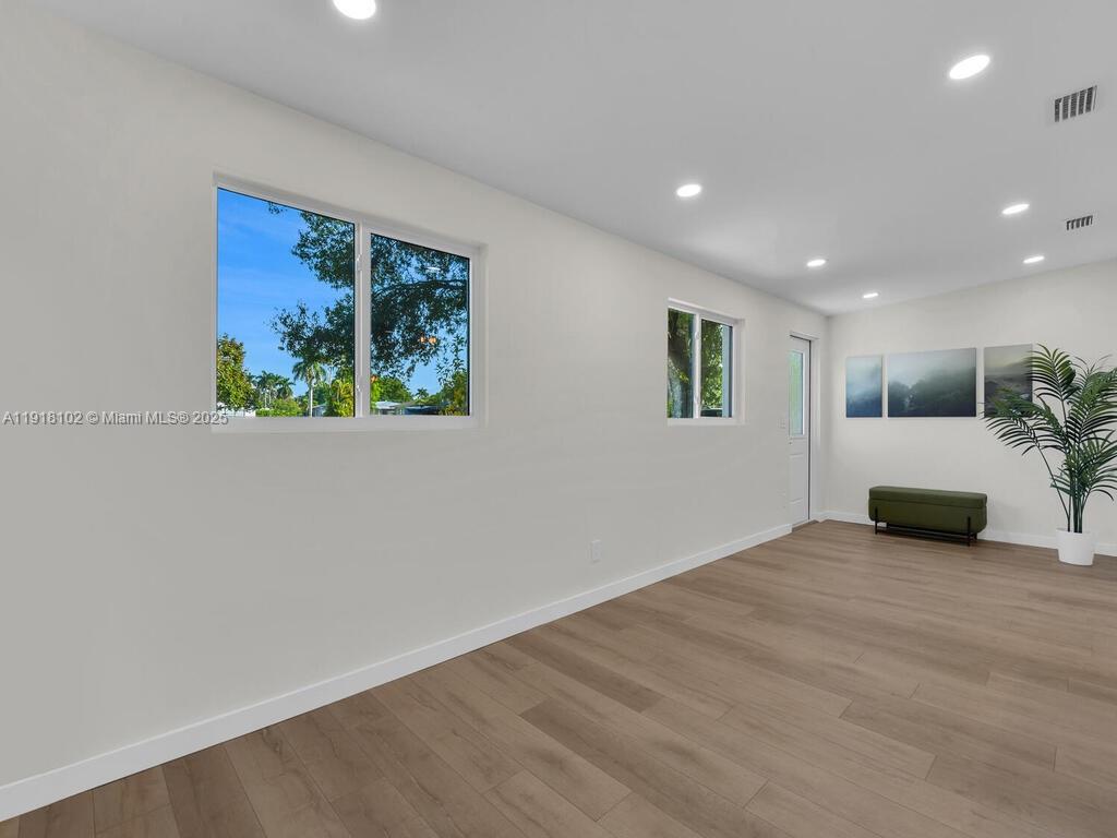 MCGREGOR GROVES - Residential