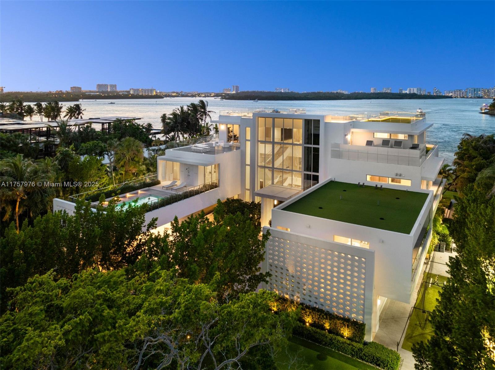 BAL HARBOUR - Residential