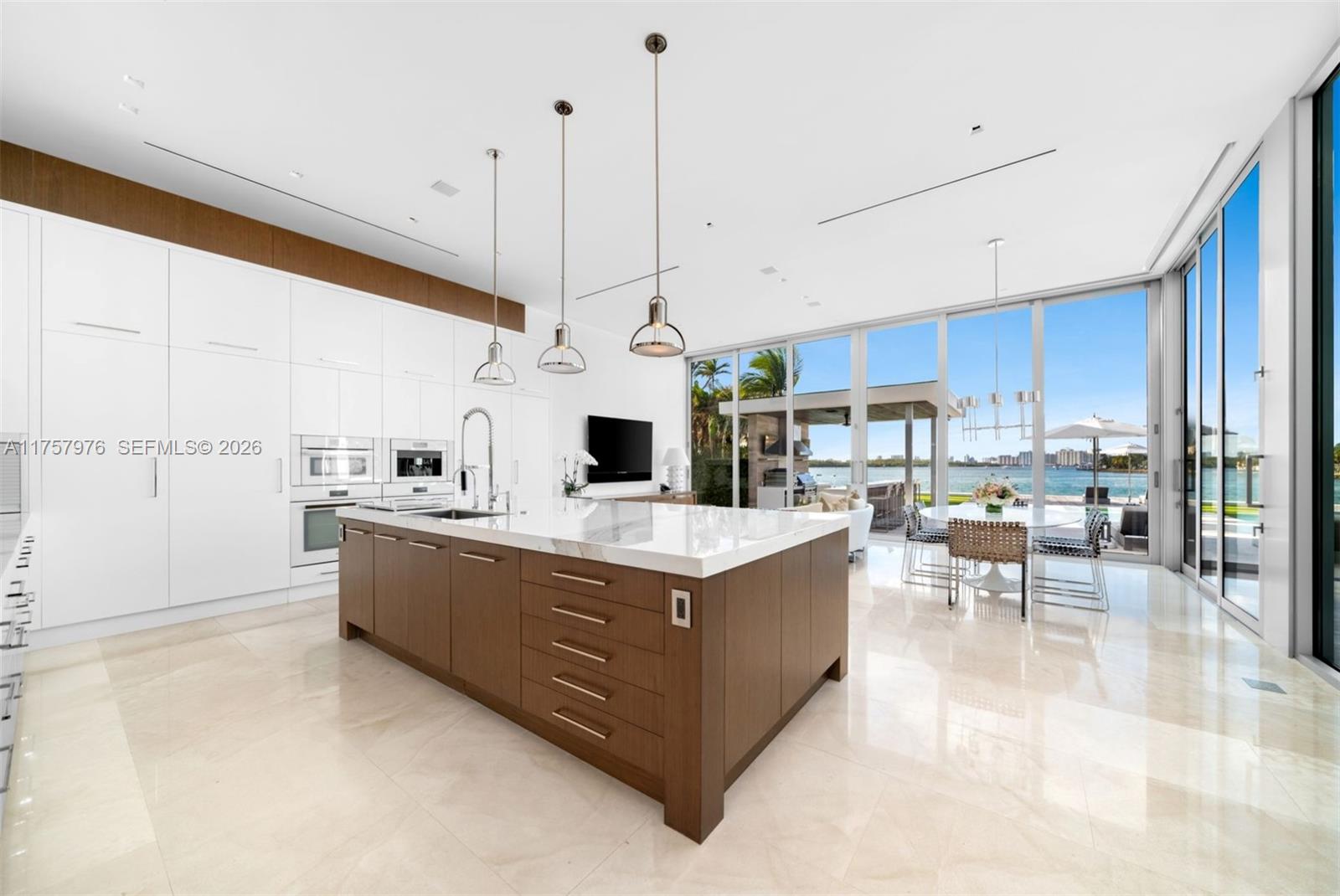 BAL HARBOUR - Residential