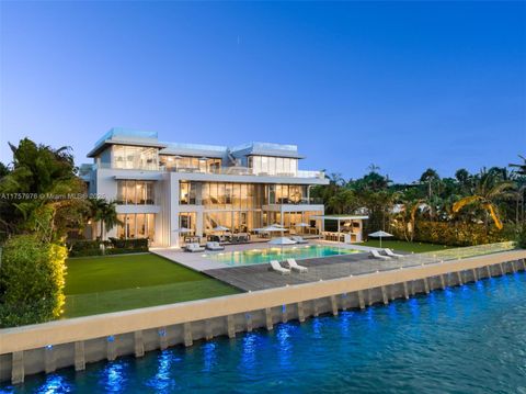284 Bal Bay Dr Bal Harbour FL 33154