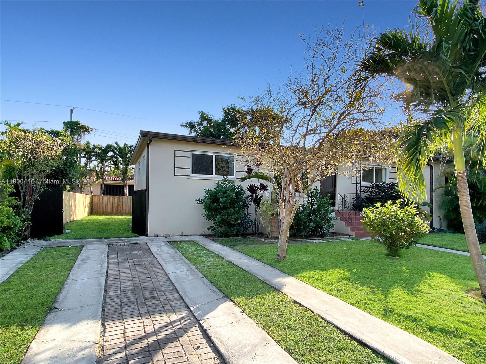 MIRACLE MANOR 1ST ADDN - Residential Lease