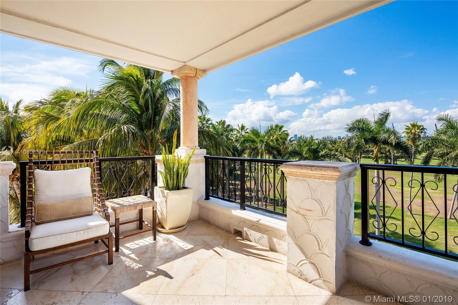 7600 OCEANSIDE AT FISHER - Residential