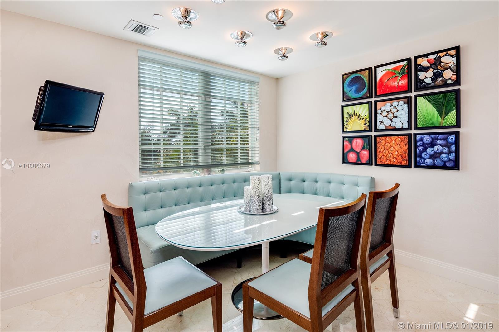 7600 OCEANSIDE AT FISHER - Residential