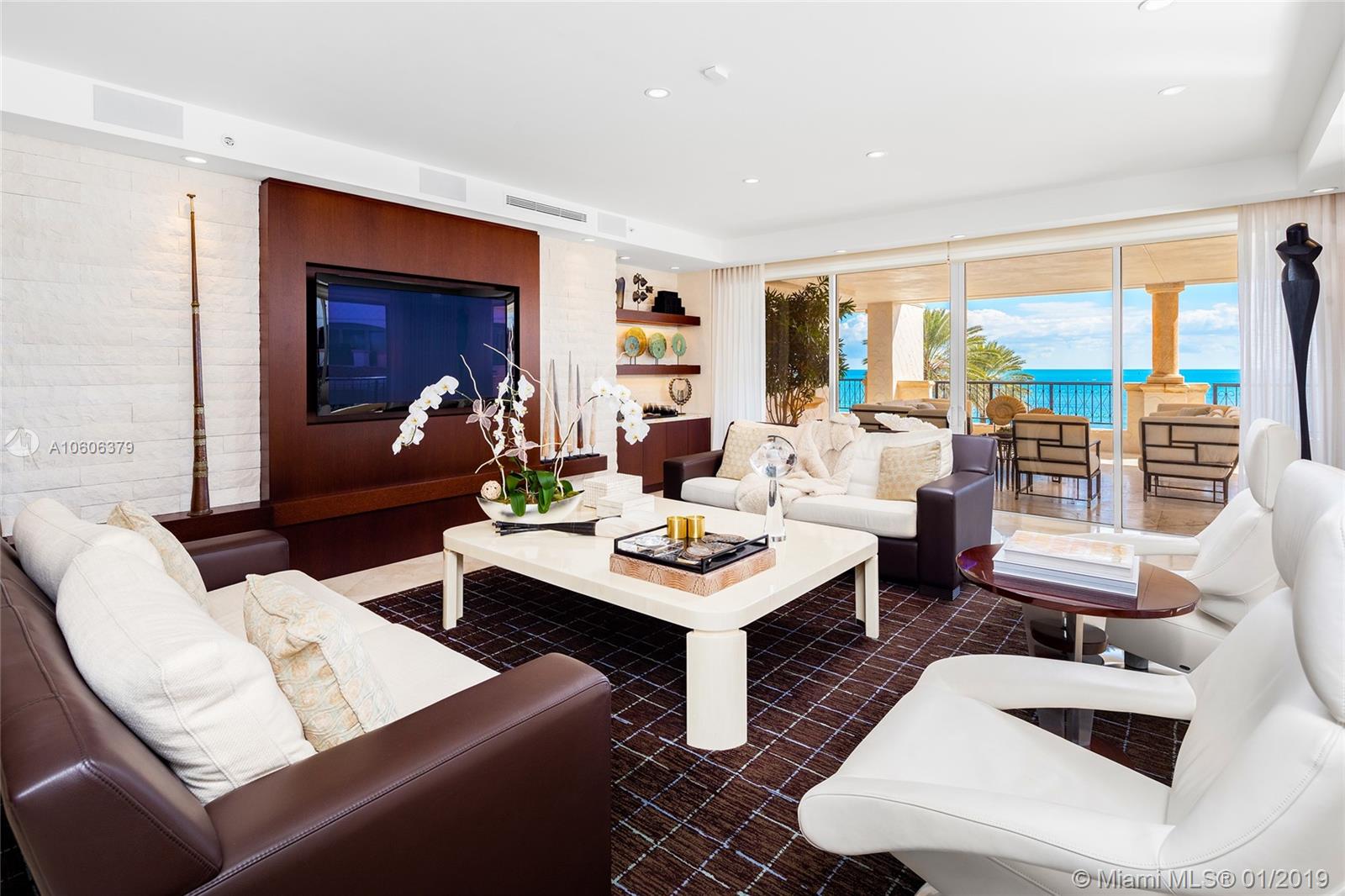 7600 OCEANSIDE AT FISHER - Residential