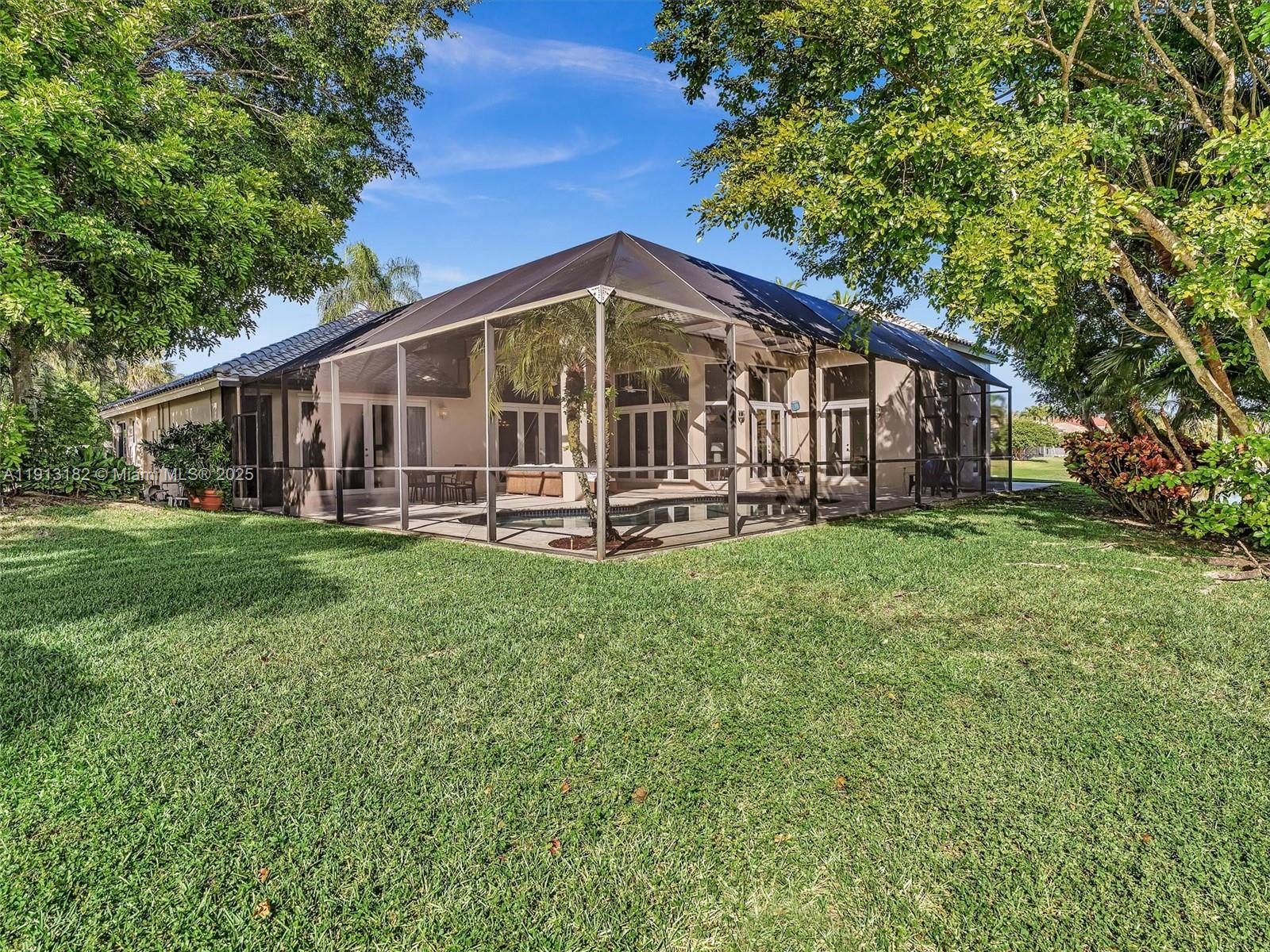 MEADOWOOD - Residential