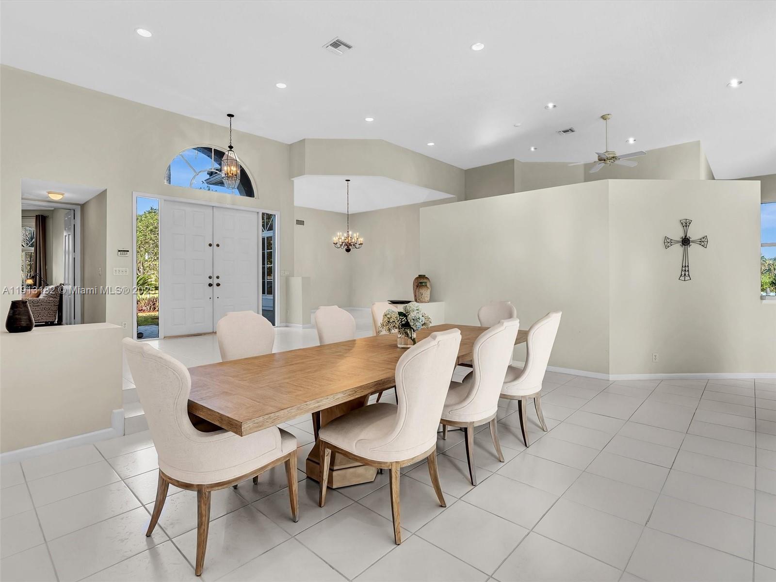 MEADOWOOD - Residential