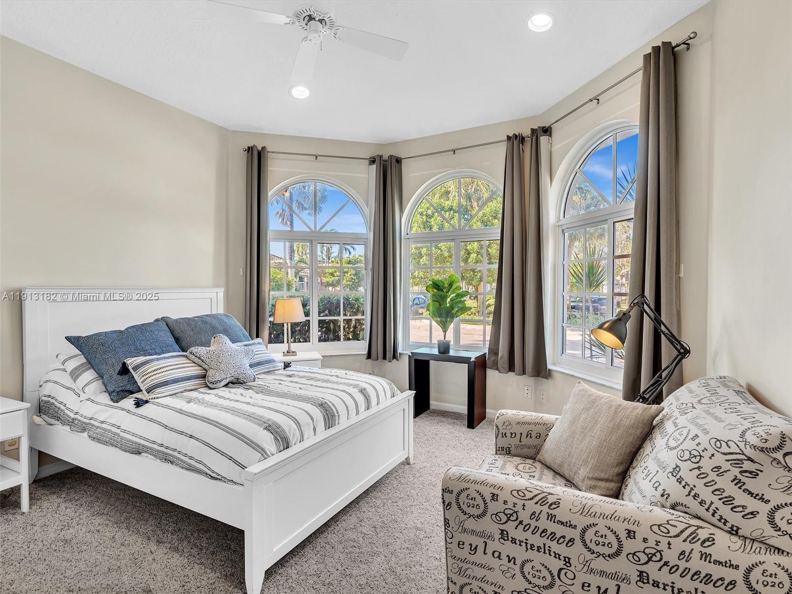 MEADOWOOD - Residential