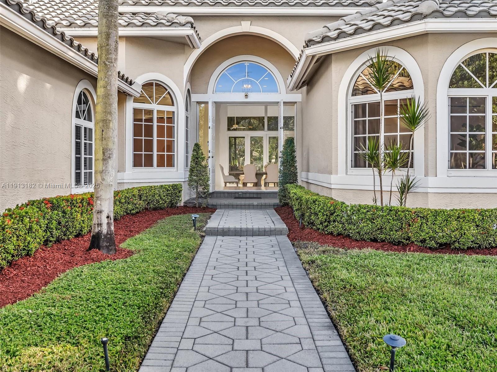 MEADOWOOD - Residential