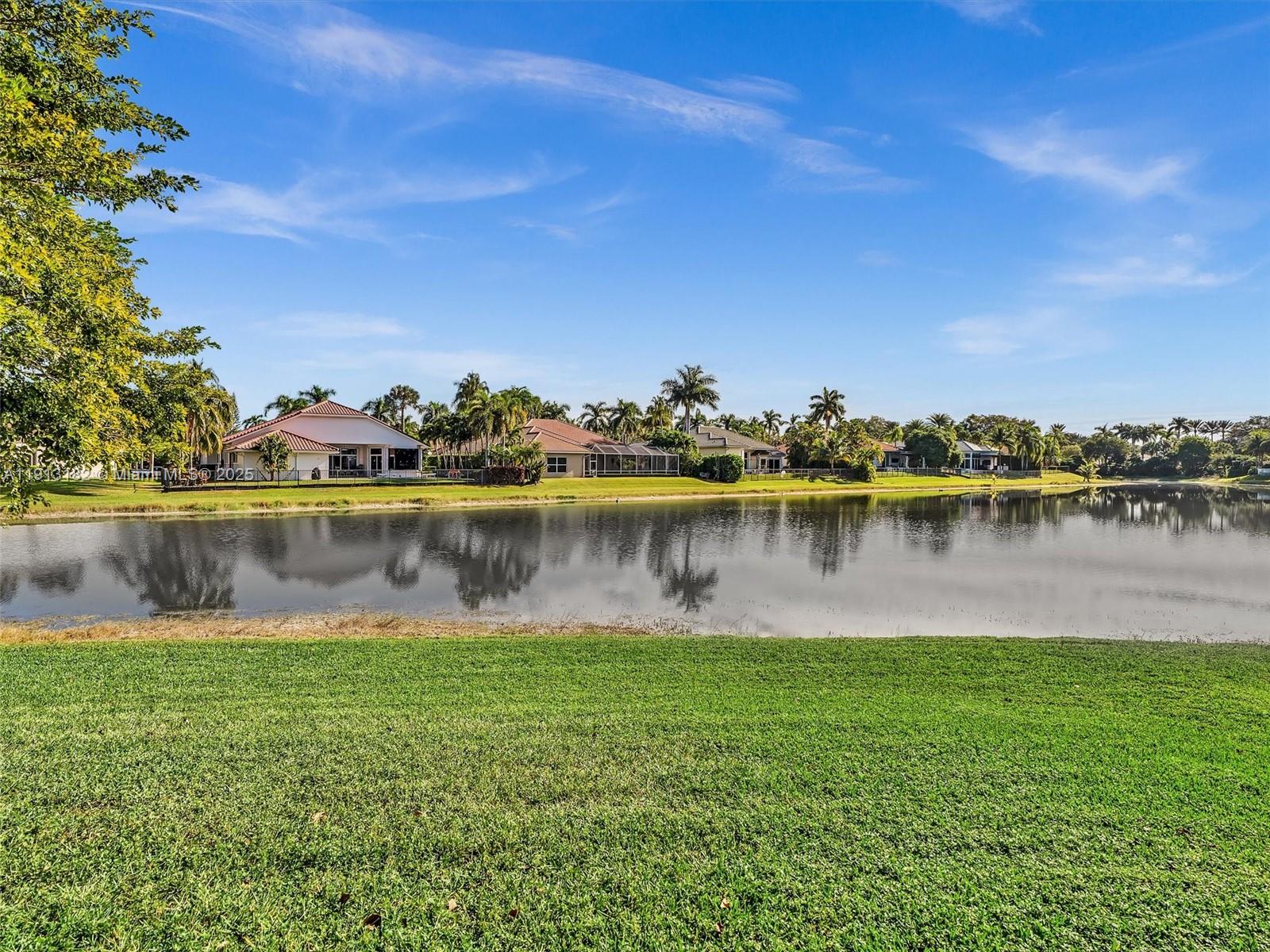 MEADOWOOD - Residential