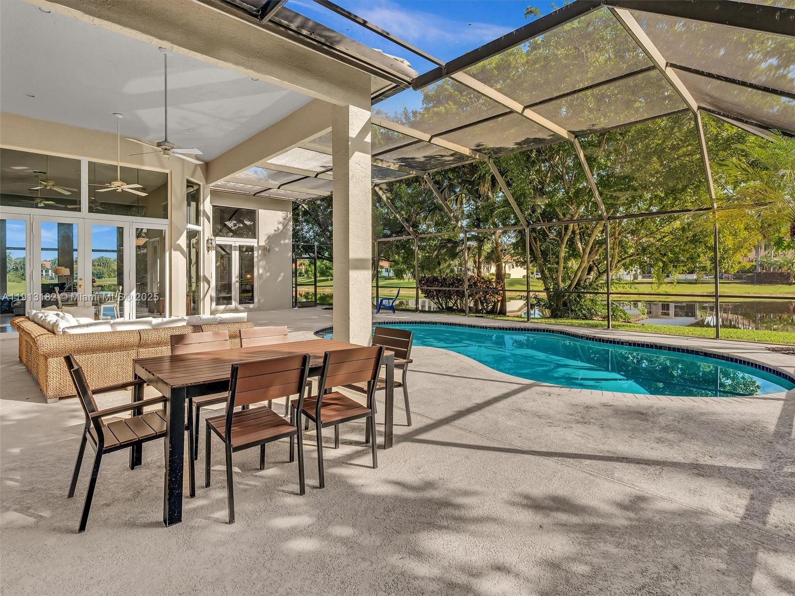 MEADOWOOD - Residential