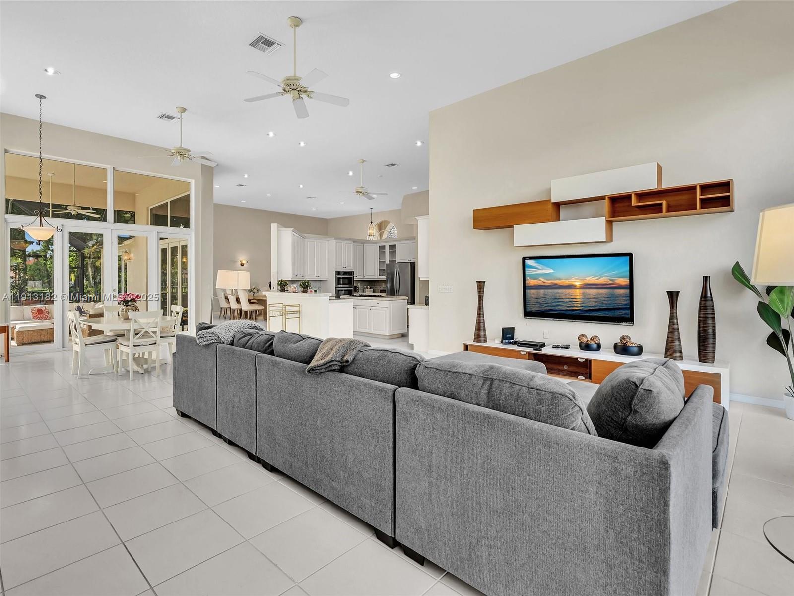 MEADOWOOD - Residential