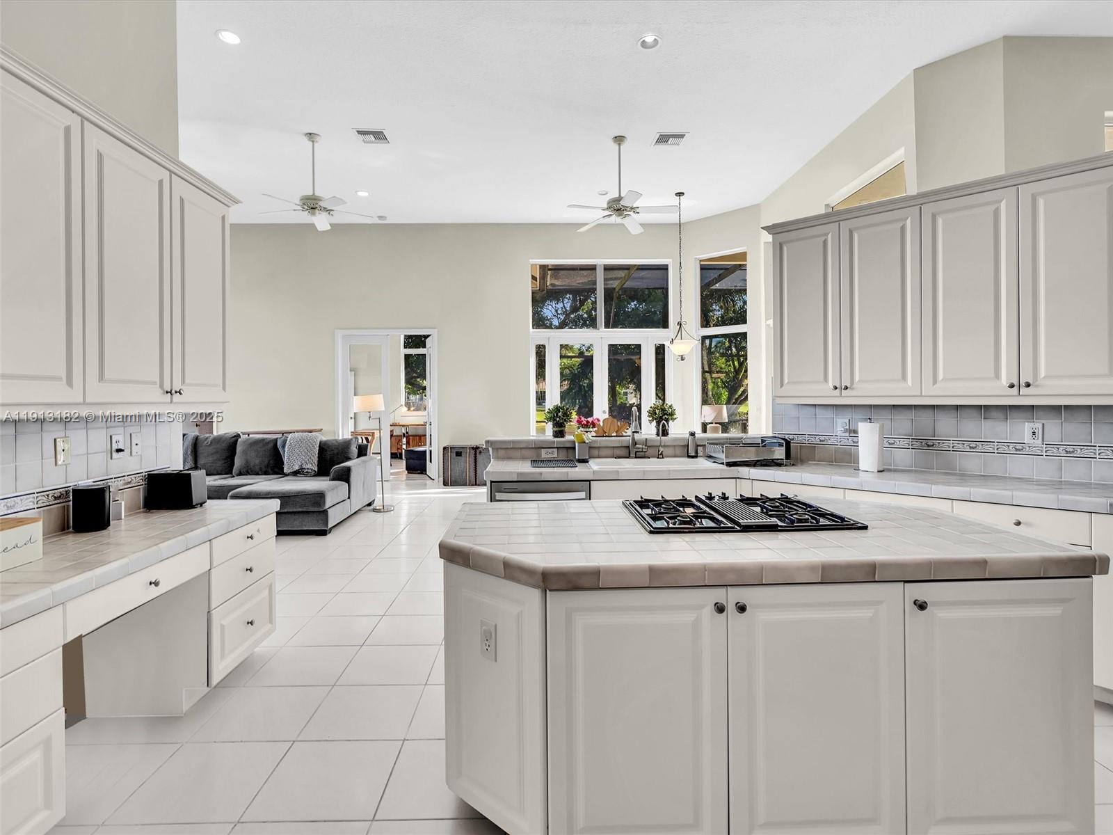 MEADOWOOD - Residential