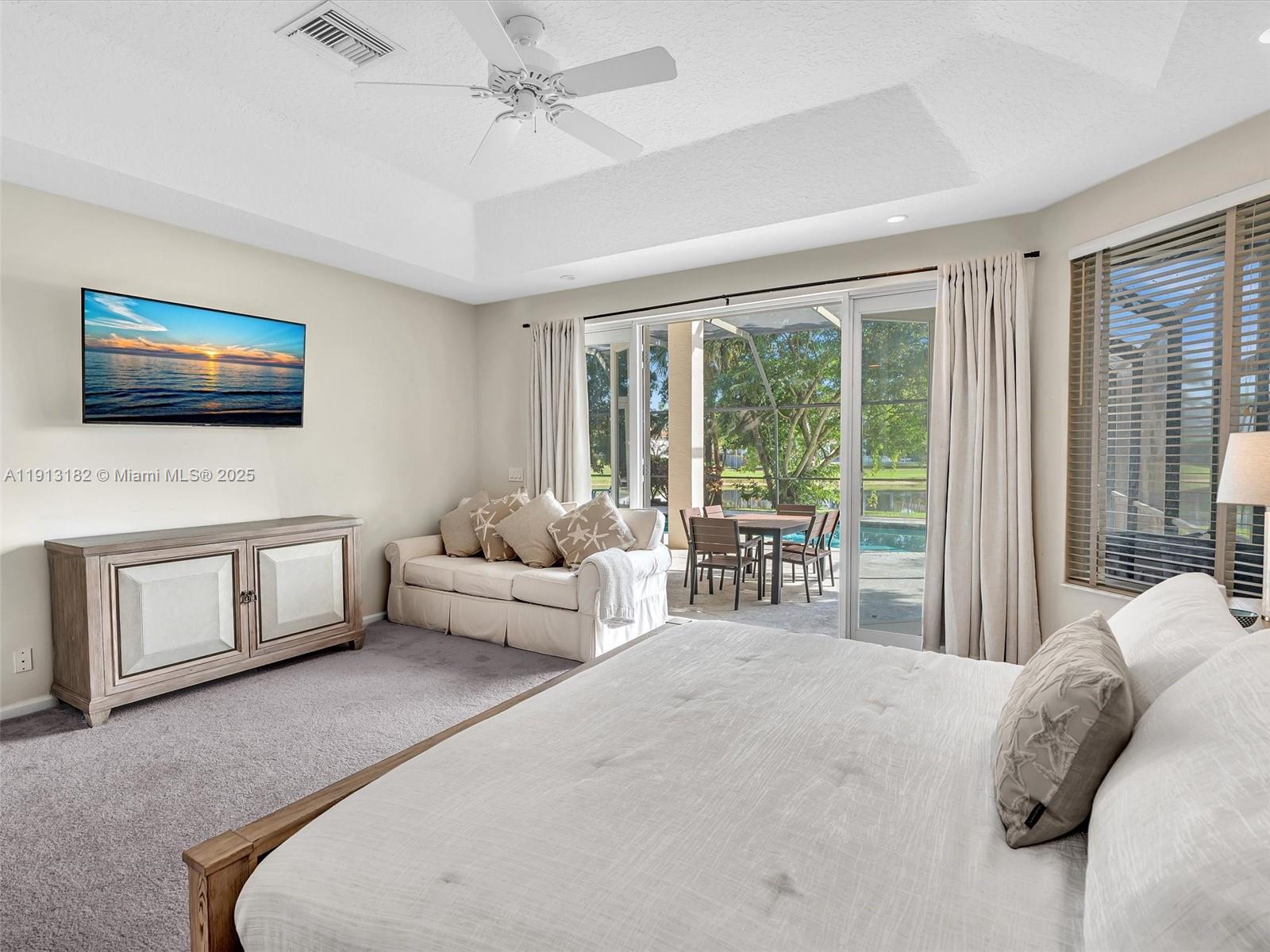 MEADOWOOD - Residential