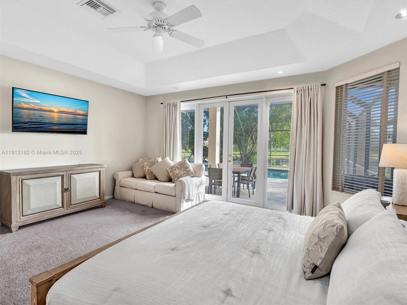 MEADOWOOD - Residential