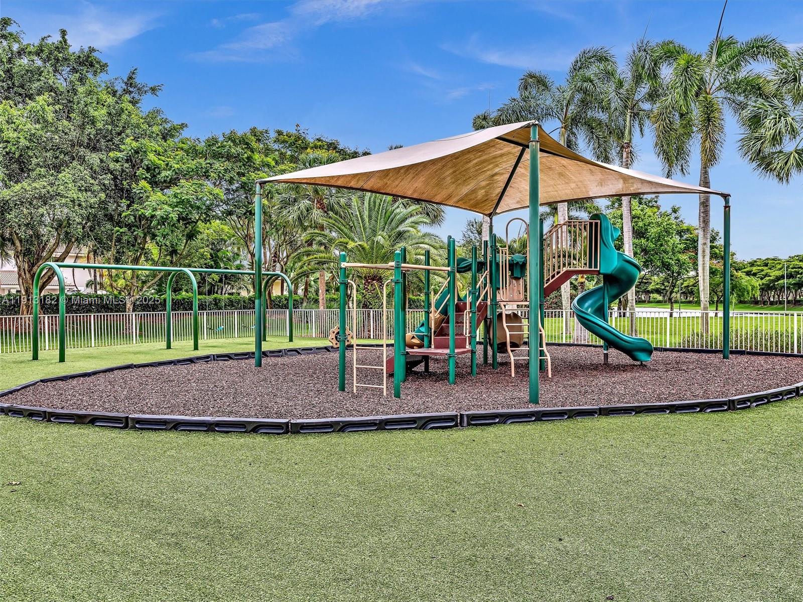 MEADOWOOD - Residential