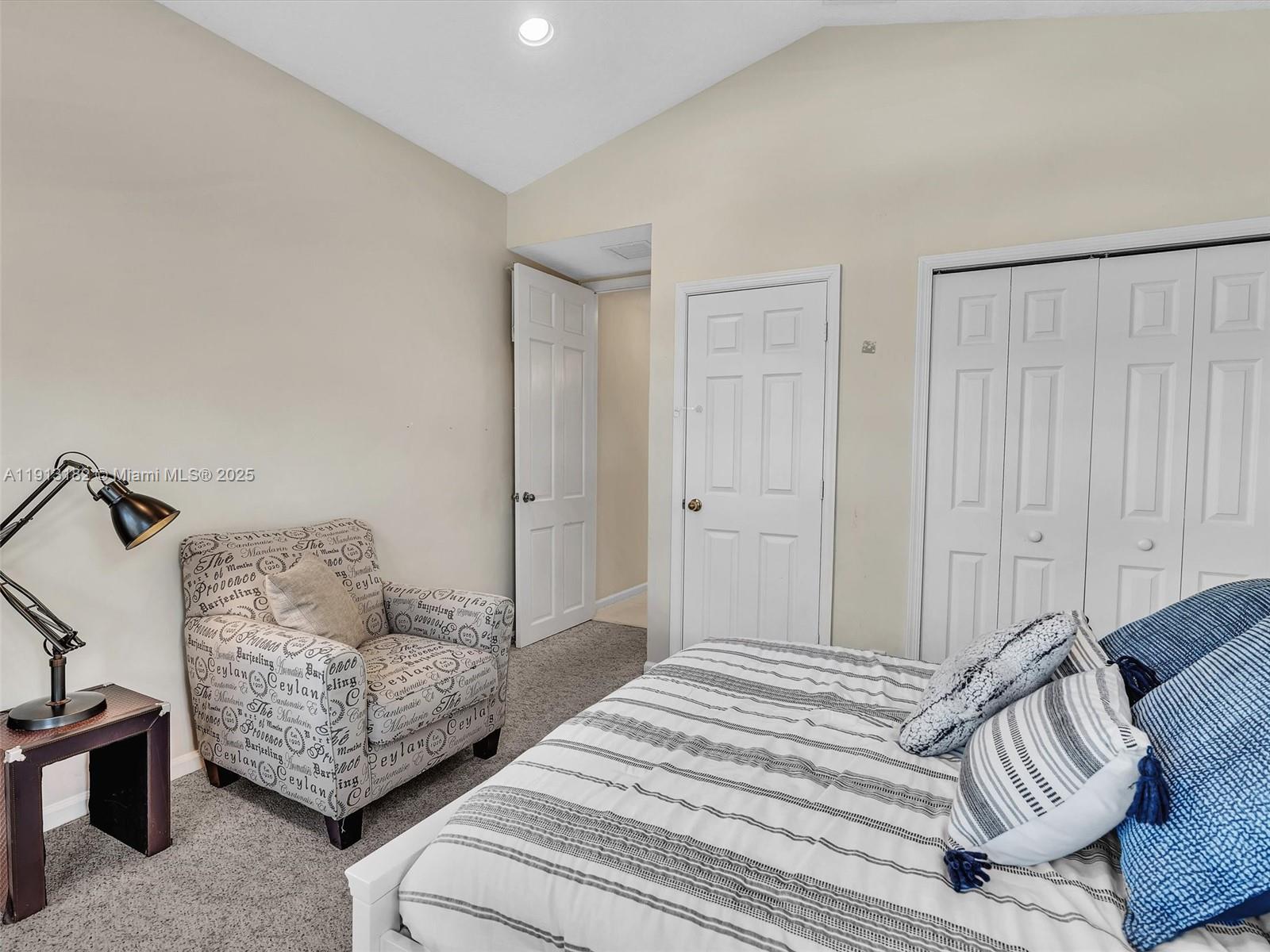 MEADOWOOD - Residential