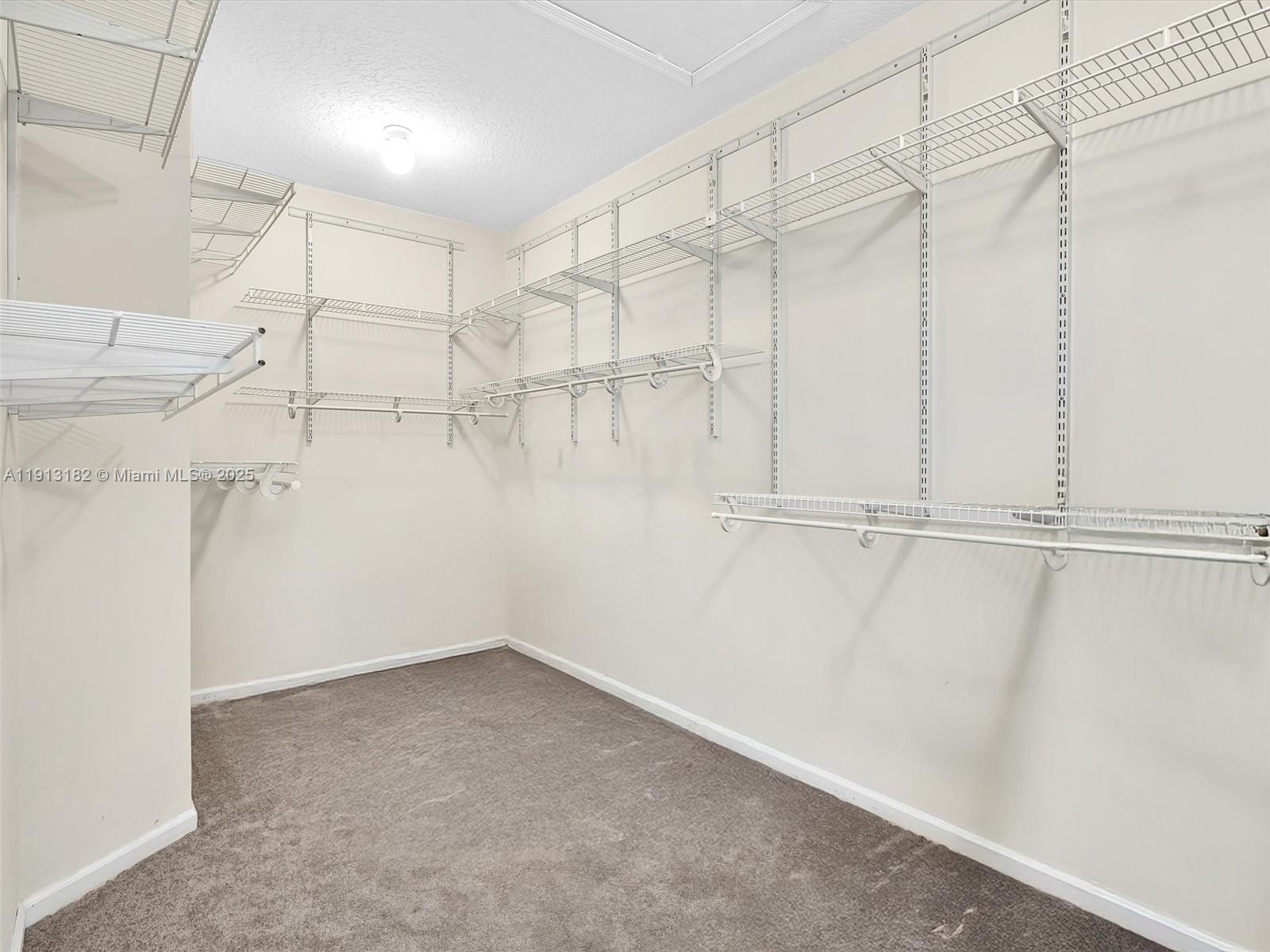 MEADOWOOD - Residential