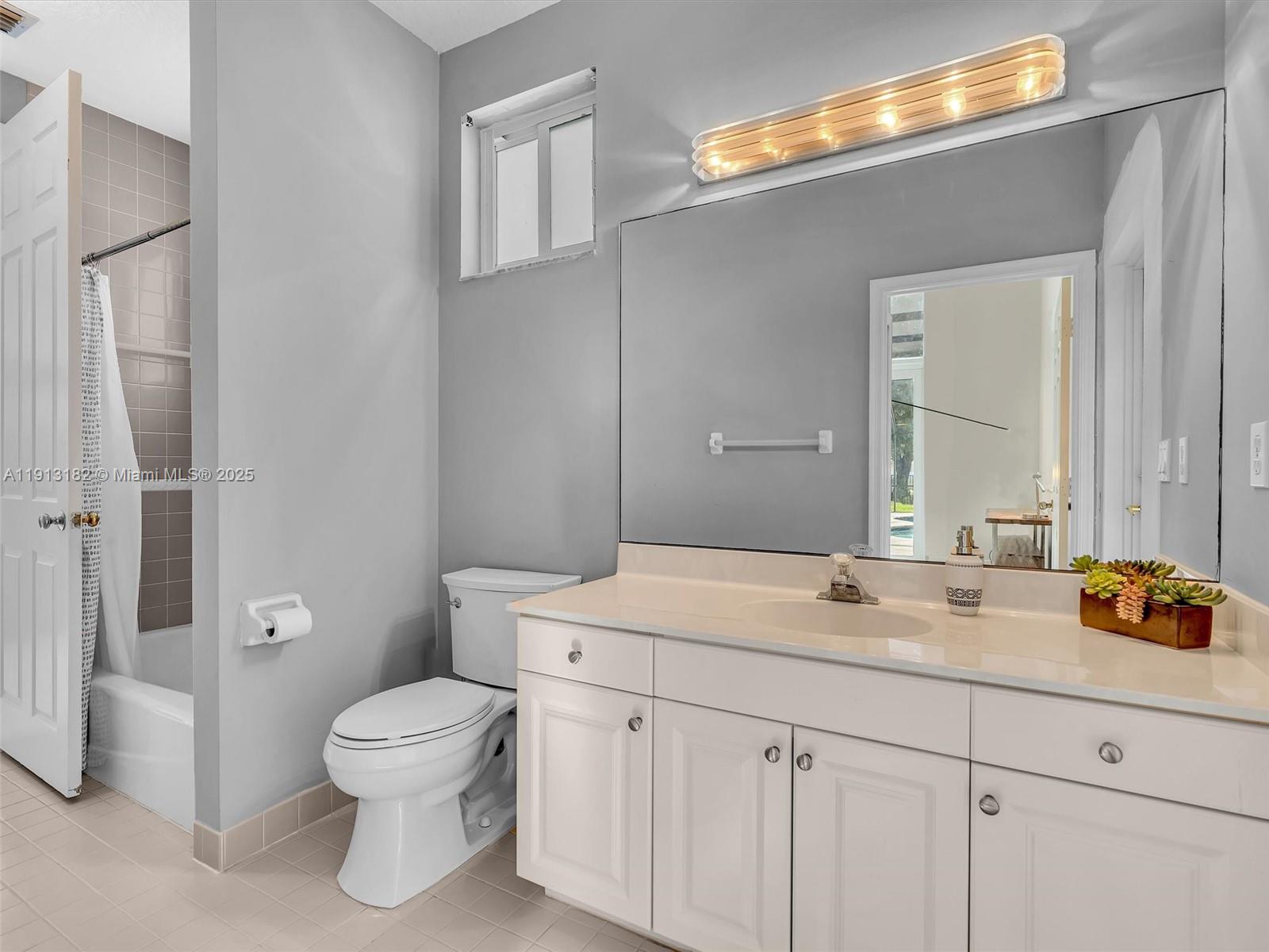 MEADOWOOD - Residential