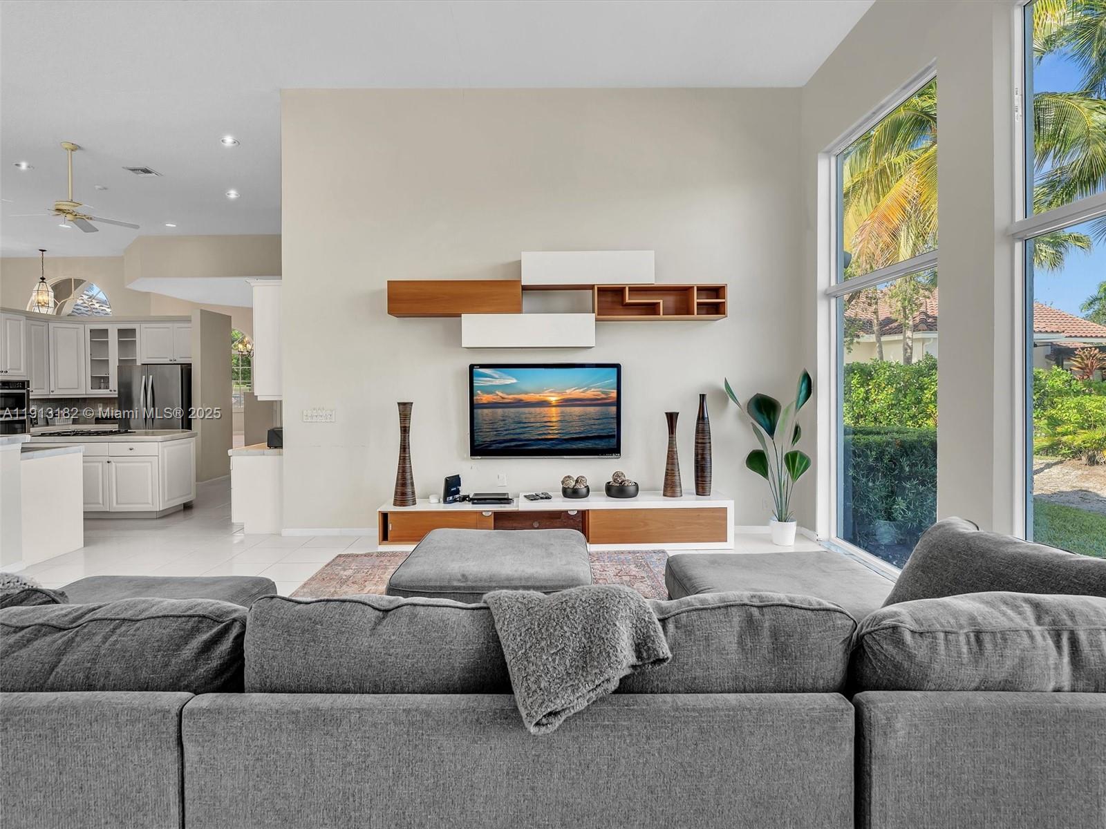 MEADOWOOD - Residential