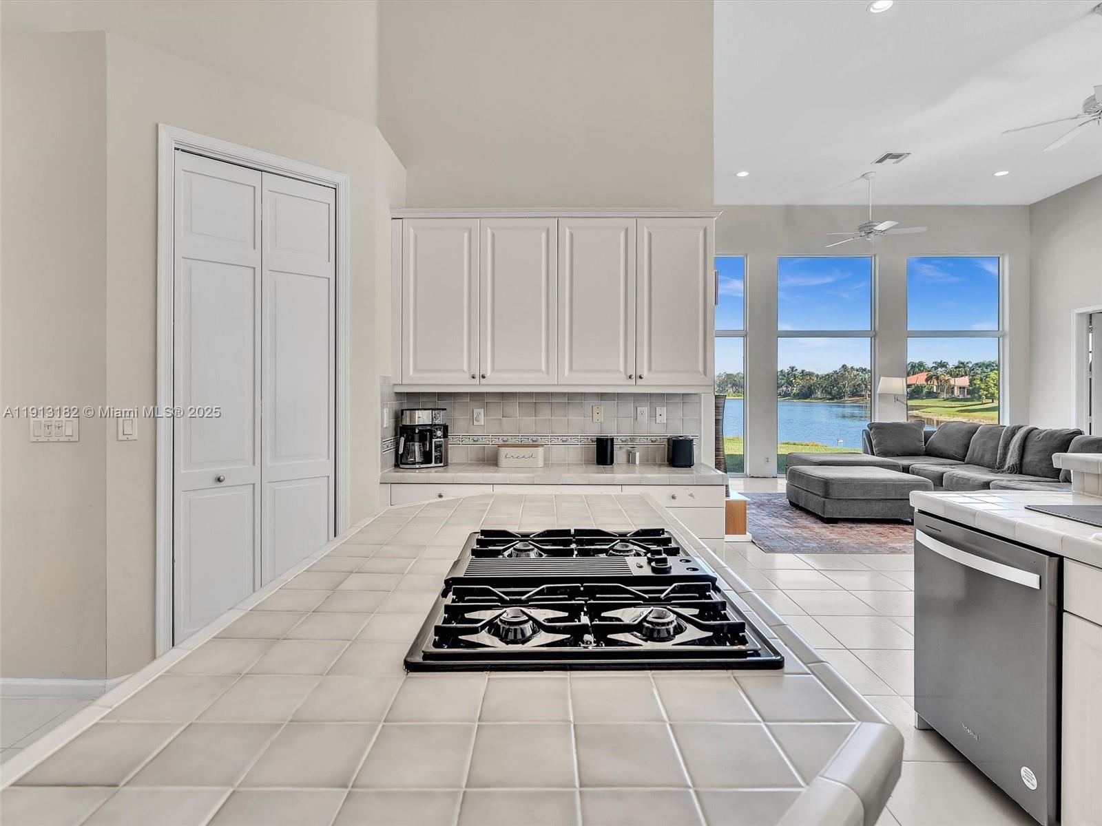 MEADOWOOD - Residential