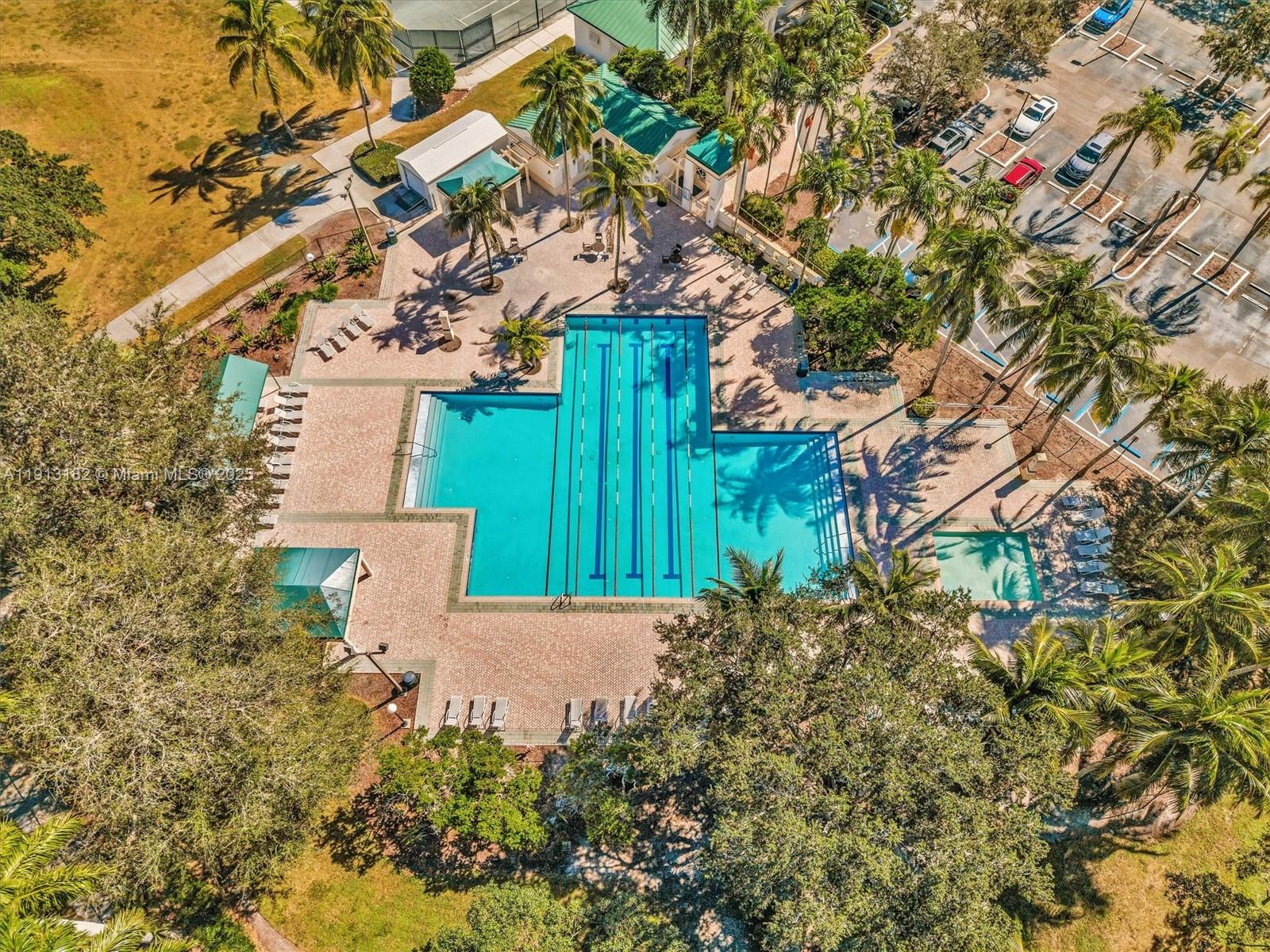 MEADOWOOD - Residential