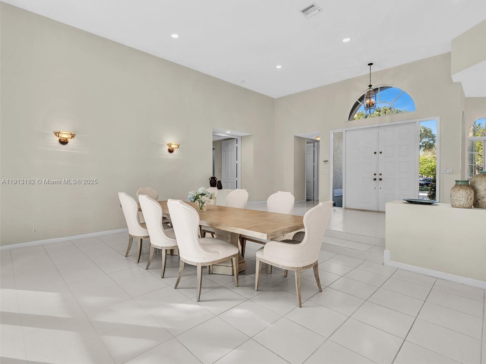 MEADOWOOD - Residential