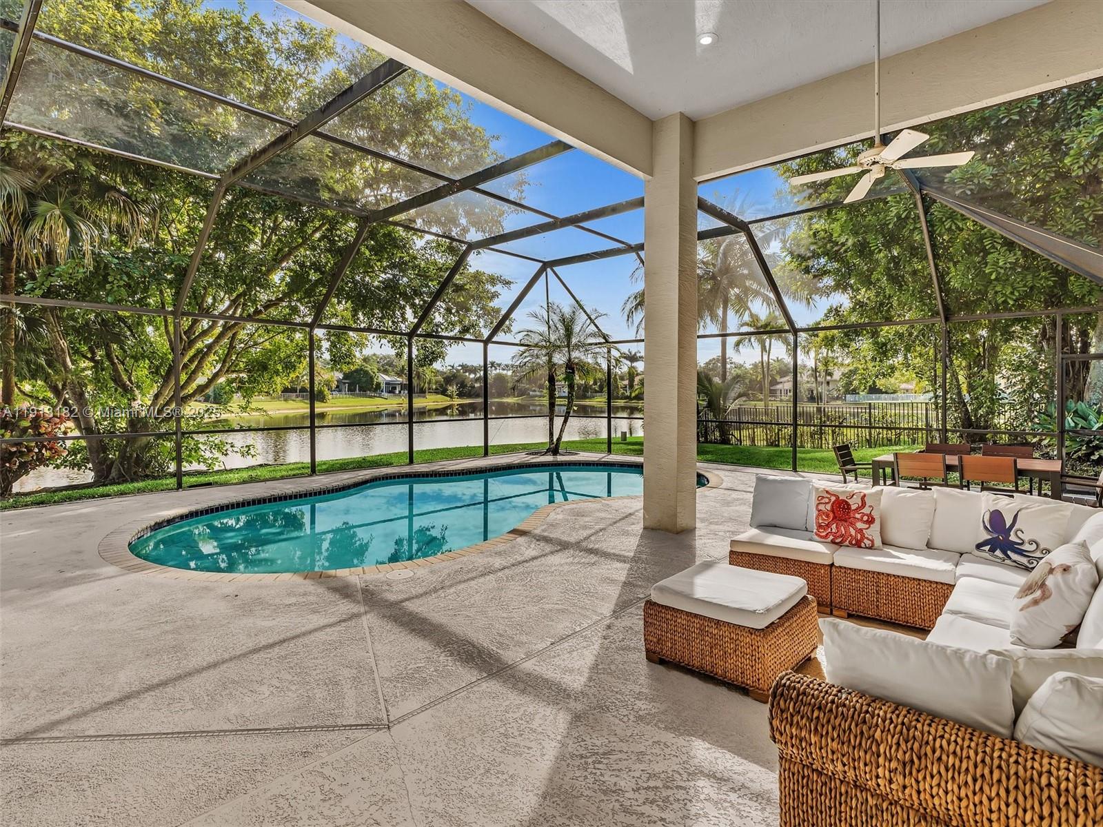 MEADOWOOD - Residential