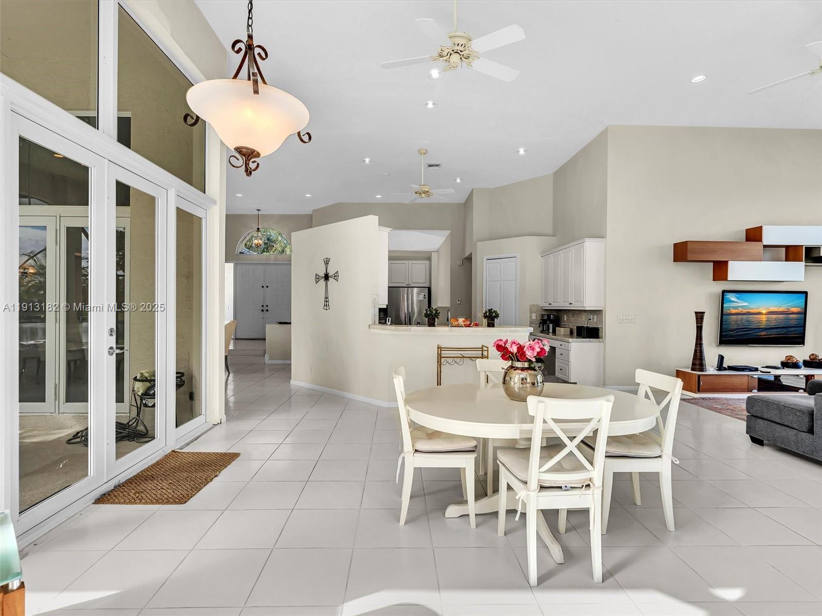 MEADOWOOD - Residential