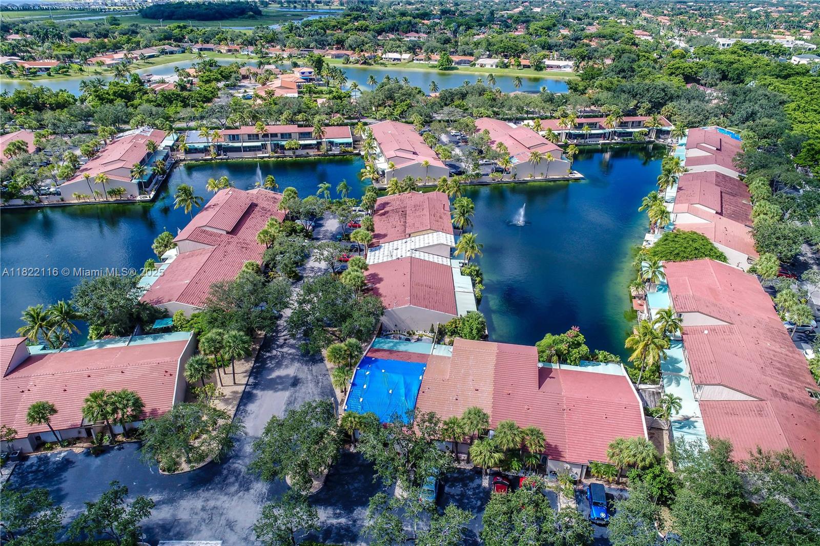 MIAMI LAKES - LAKE SANDRA - Residential Lease