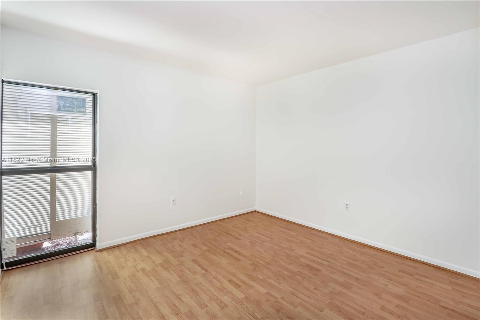 MIAMI LAKES - LAKE SANDRA - Residential Lease