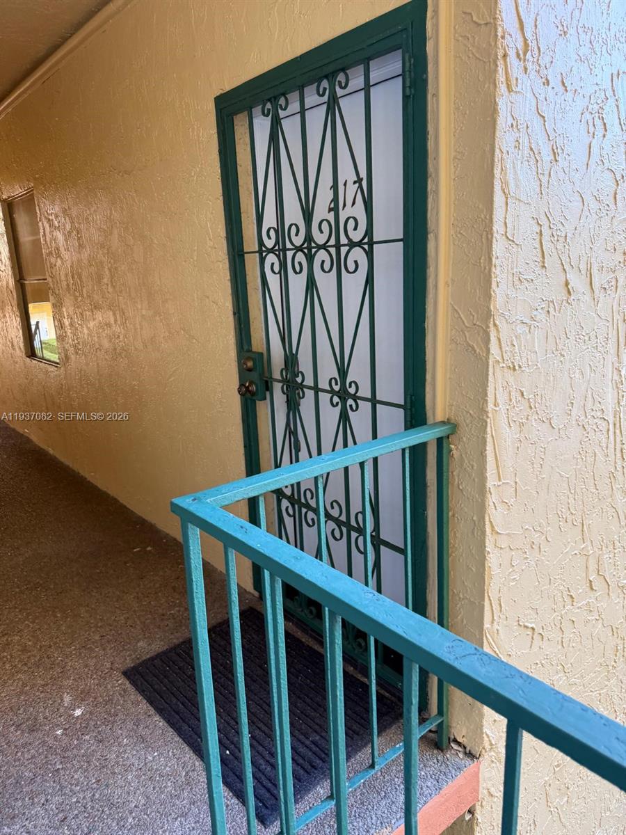 TOWERS OF WESTLAND CONDO - Residential