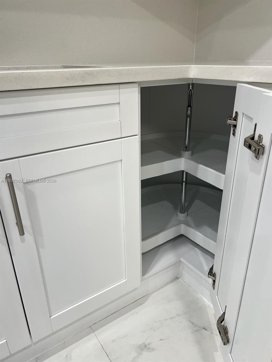 TOWERS OF WESTLAND CONDO - Residential