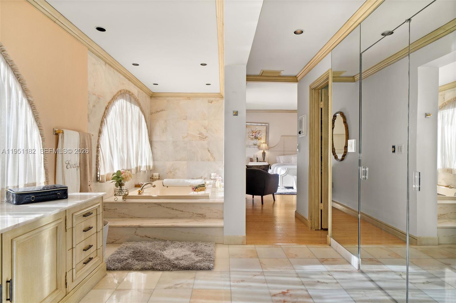 CORAL GABLES RIVIERA SEC - Residential