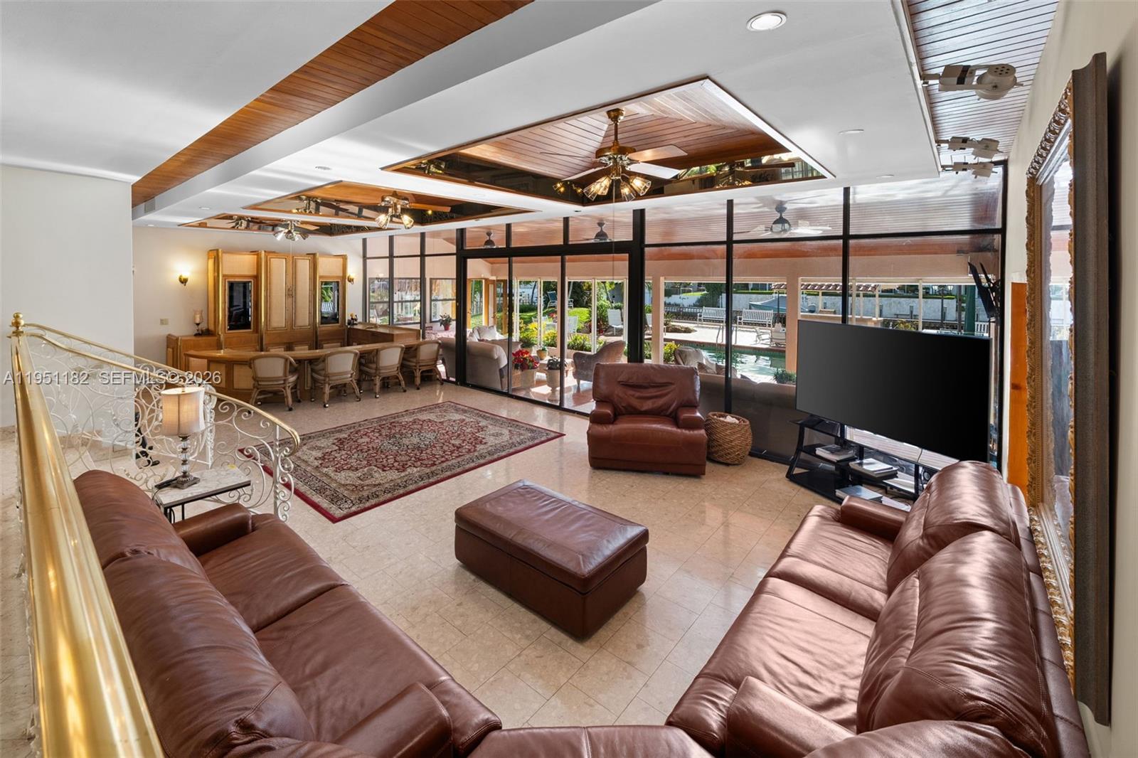 CORAL GABLES RIVIERA SEC - Residential