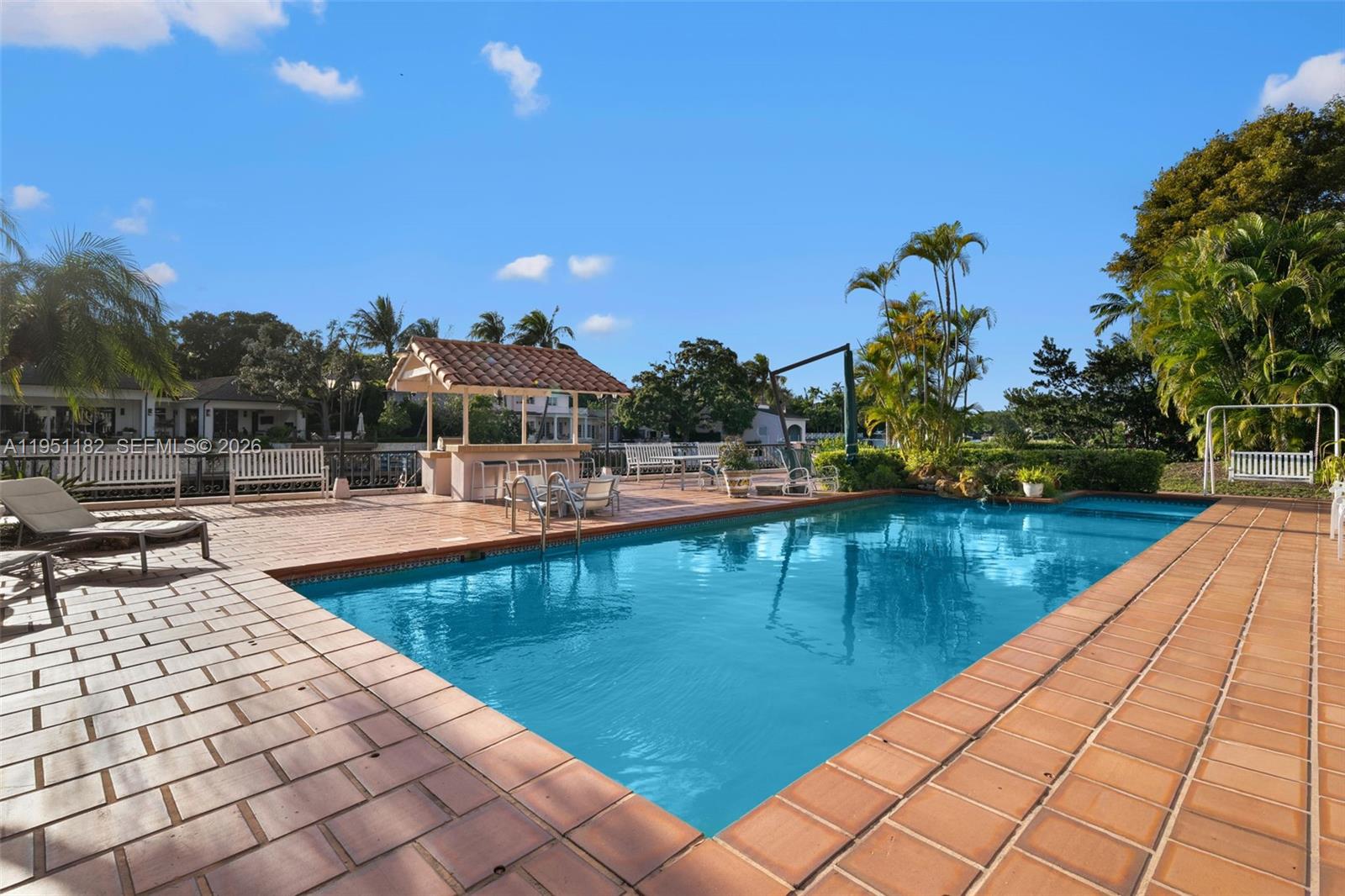 CORAL GABLES RIVIERA SEC - Residential