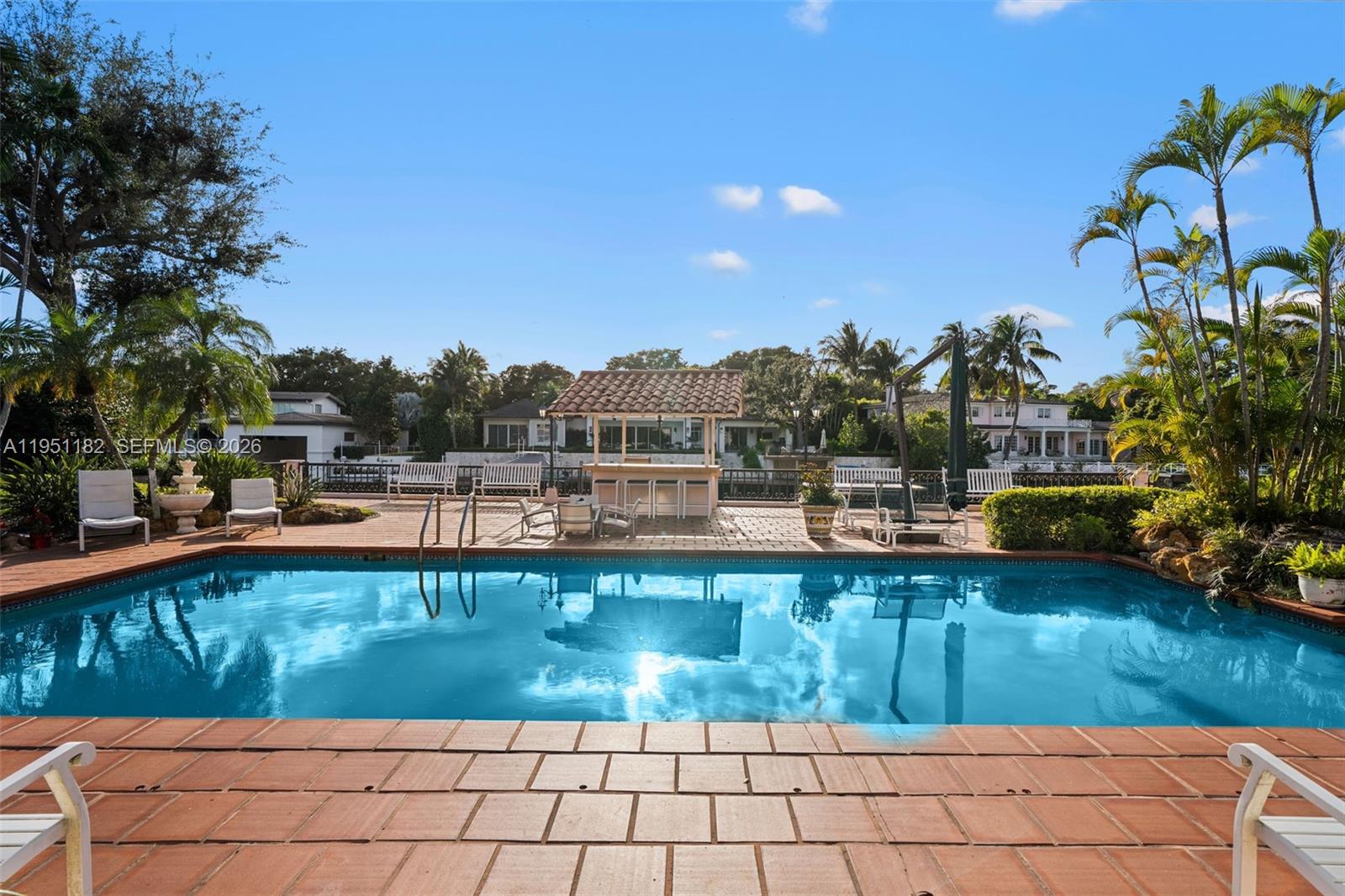 CORAL GABLES RIVIERA SEC - Residential