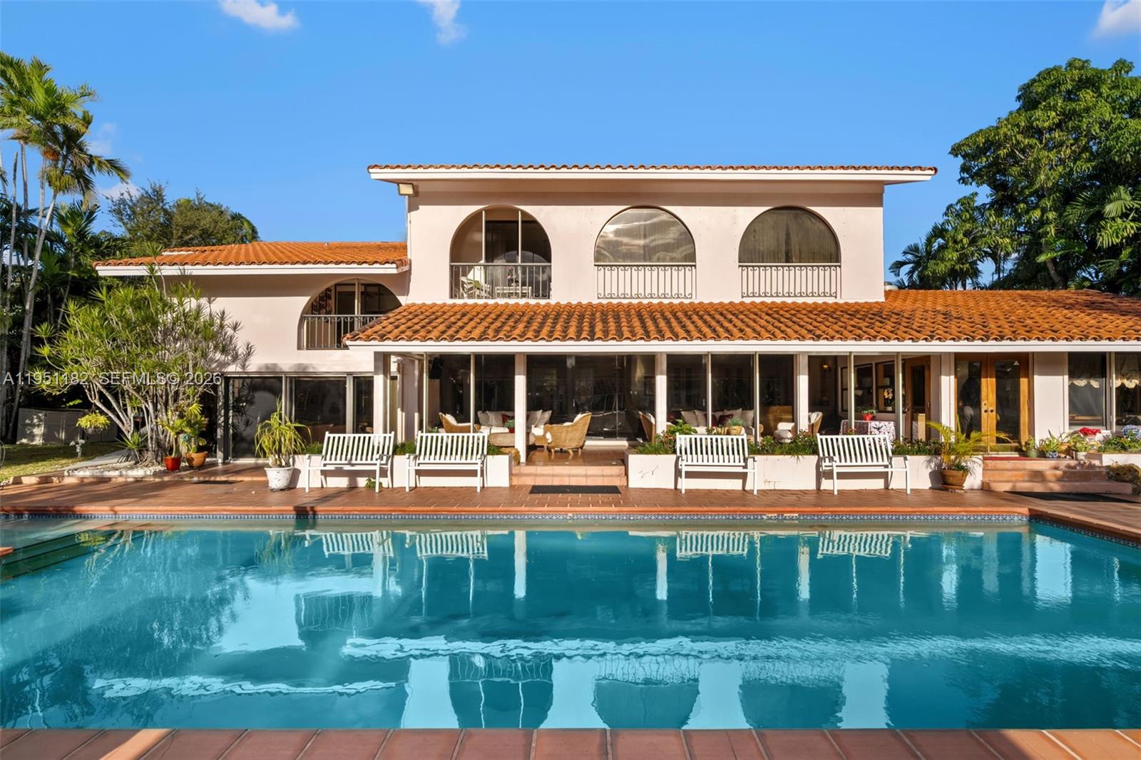 CORAL GABLES RIVIERA SEC - Residential