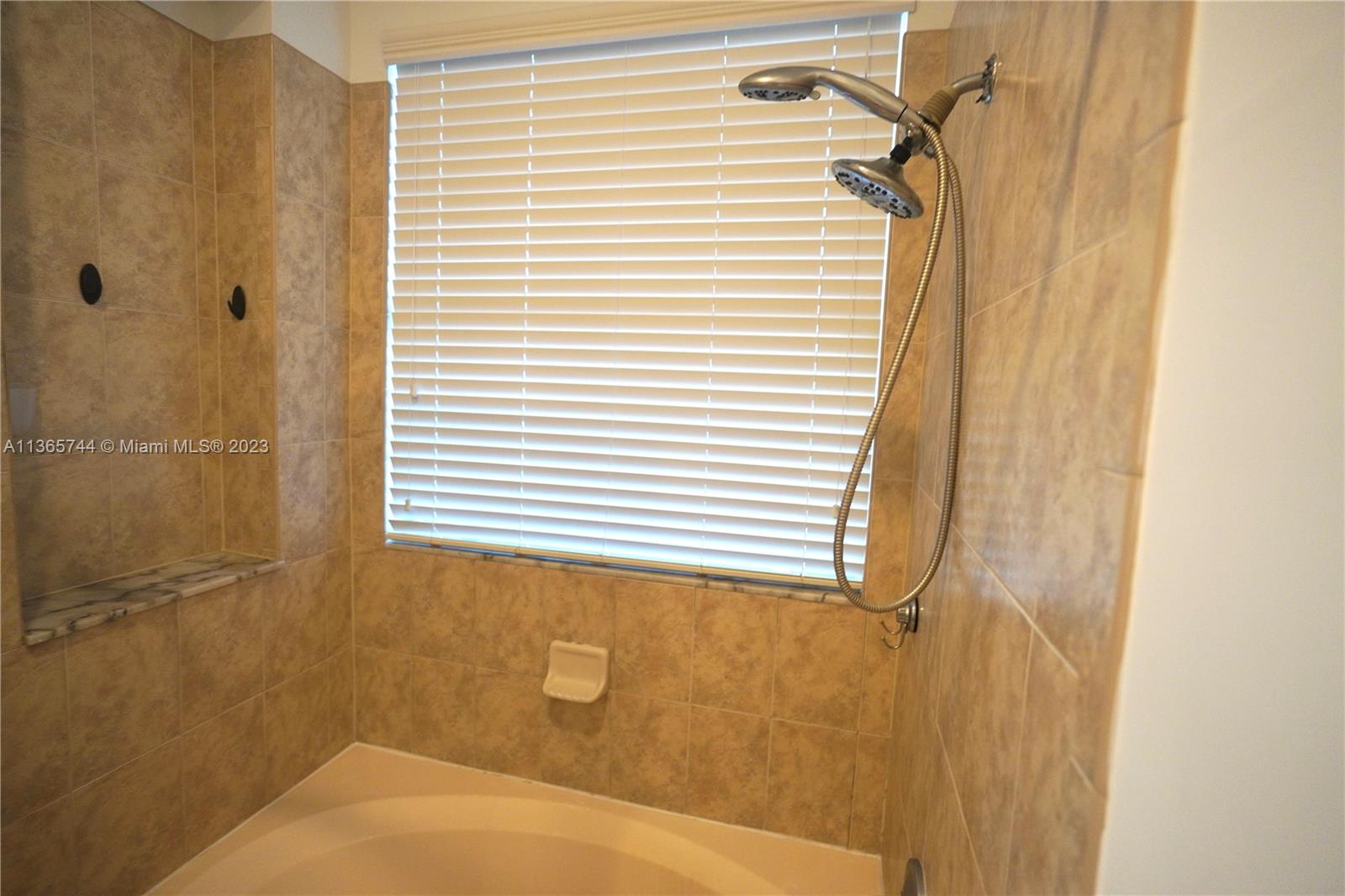 SORRENTO TOWNHOMES - Residential Lease