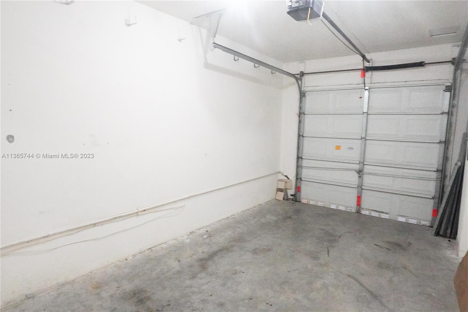 SORRENTO TOWNHOMES - Residential Lease