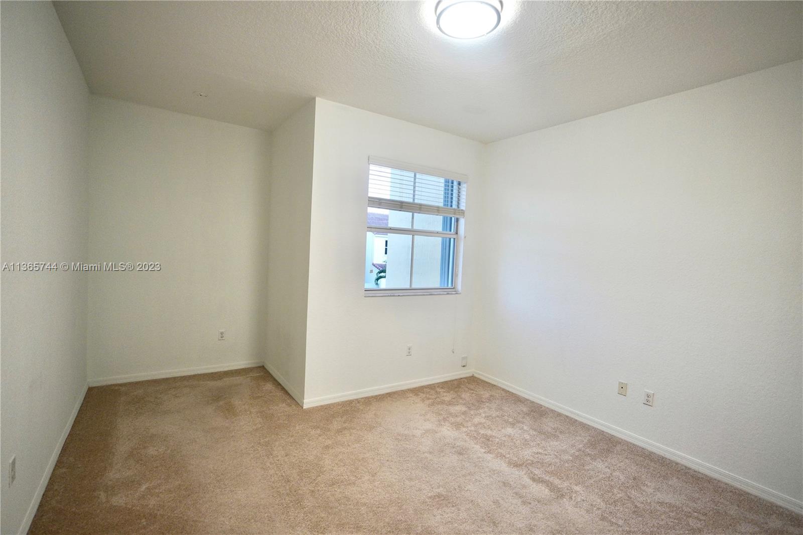 SORRENTO TOWNHOMES - Residential Lease