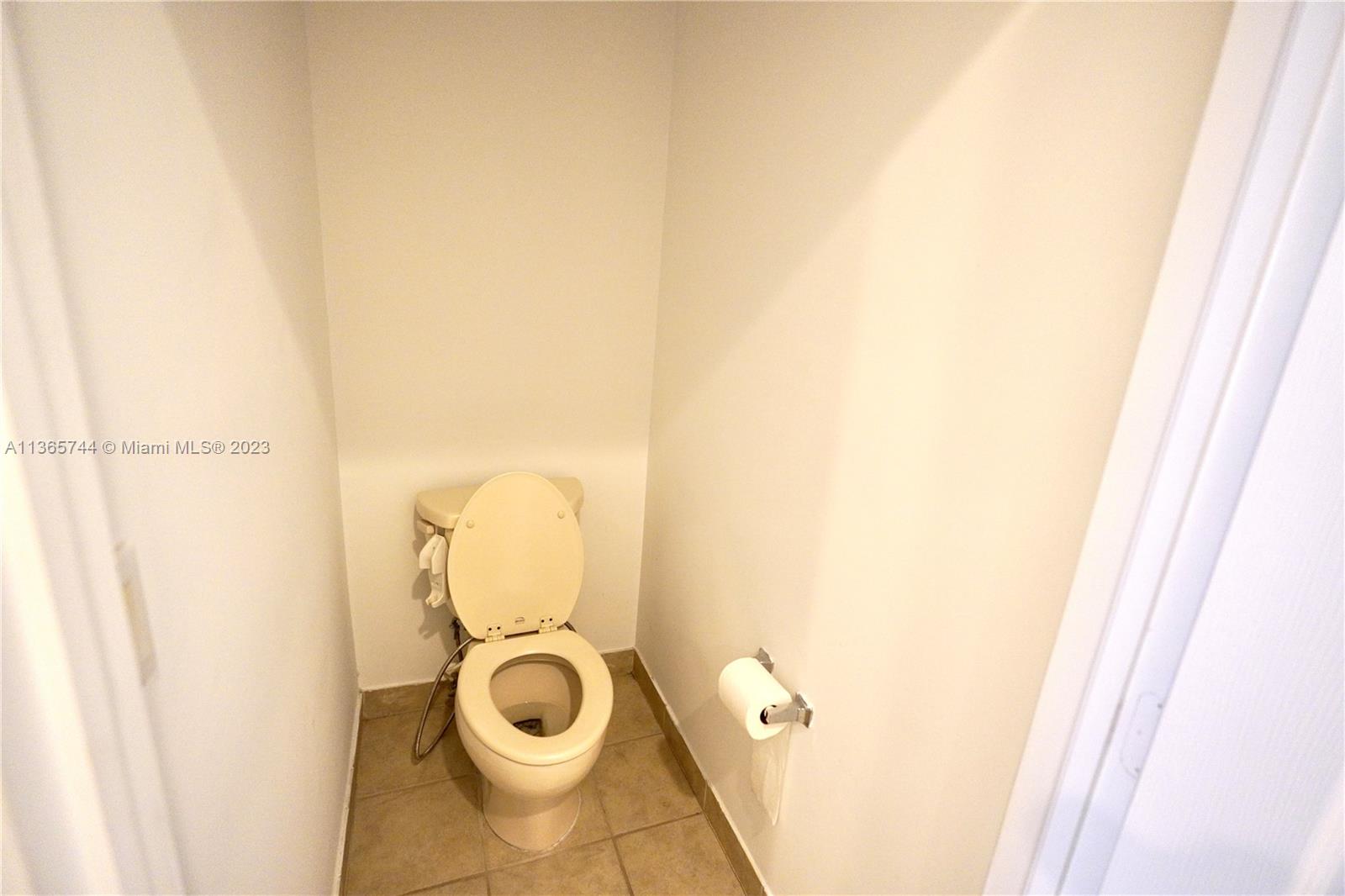 SORRENTO TOWNHOMES - Residential Lease